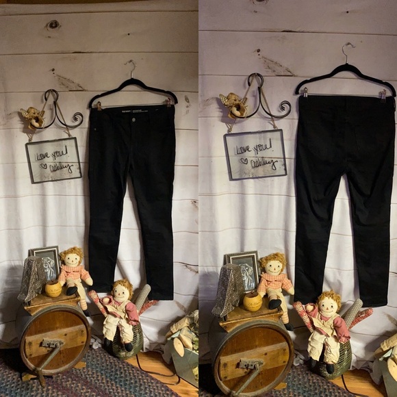 Old Navy; Black; Rockstar; Jeans; Pants; 10 Petite - Picture 7 of 7